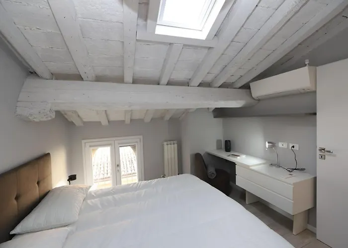 Loggia Del Tenore Modena